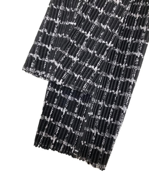 SPECCHIO（スペッチオ）SPECCHIO (スペッチオ) シャトルプリーツ テーラードジャケット ホワイト×ブラック サイズ:SIZE 40 未使用品の古着・服飾アイテム