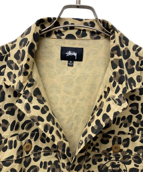 stussy（ステューシー）stussy (ステューシー) レオパード柄半袖シャツ ベージュ サイズ:Mの古着・服飾アイテム