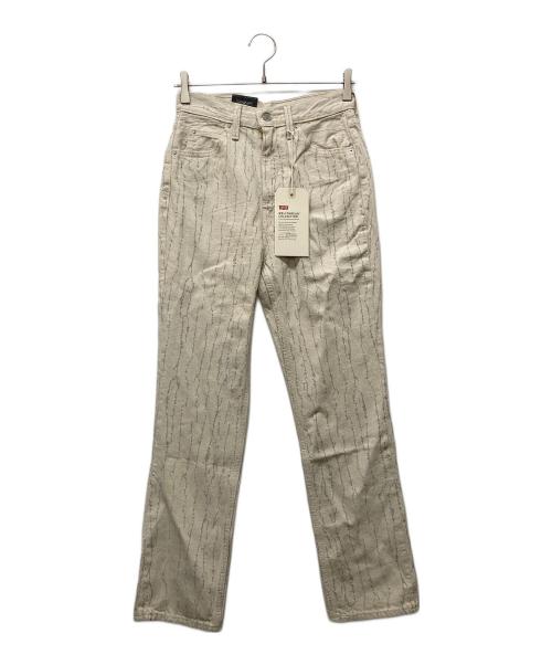 LEVI'S（リーバイス）LEVI'S (リーバイス) 70S HIGH STRAIGHT NATURAL AMBER FLOWER ホワイト サイズ:W26の古着・服飾アイテム