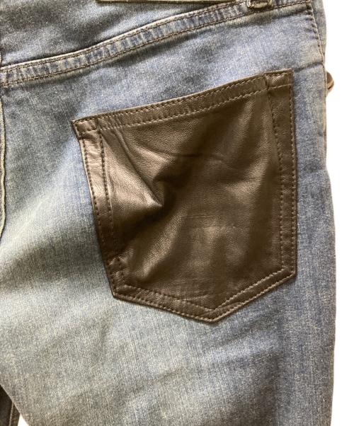 Hysteric Glamour（ヒステリックグラマー）Hysteric Glamour (ヒステリックグラマー) レザー切替スタッズデニムパンツ インディゴ サイズ:XXSの古着・服飾アイテム