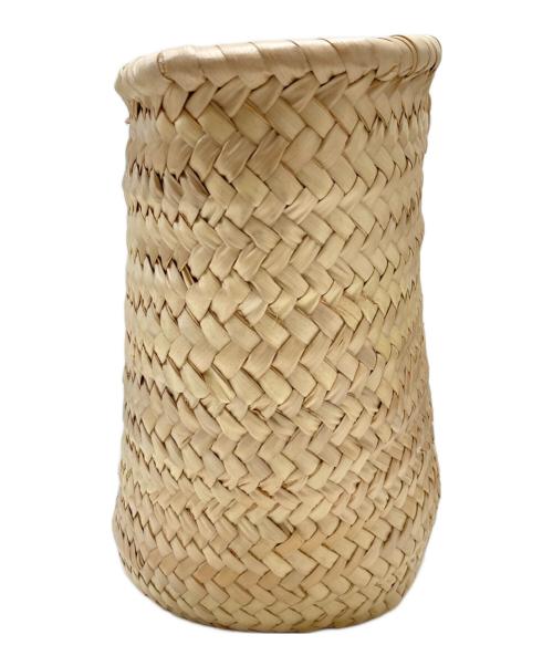 PRADA（プラダ）PRADA (プラダ) トライアングルロゴカゴバッグ ベージュ×ホワイトの古着・服飾アイテム