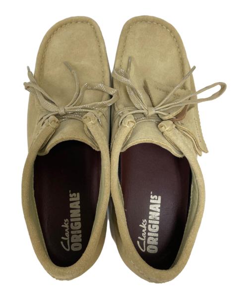 CLARKS（クラークス）CLARKS (クラークス) Wallabee GTX ベージュ サイズ:SIZE UK7の古着・服飾アイテム