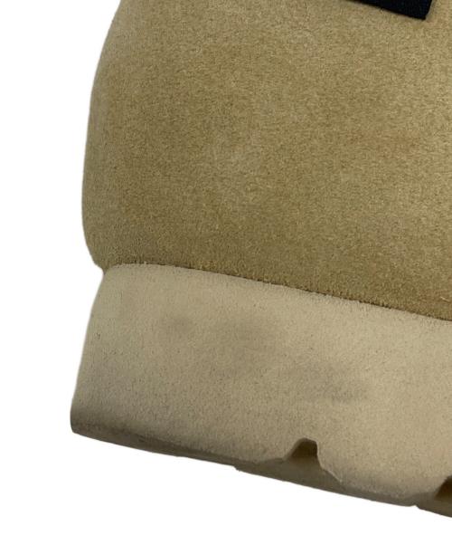 CLARKS（クラークス）CLARKS (クラークス) Wallabee GTX ベージュ サイズ:SIZE UK7の古着・服飾アイテム