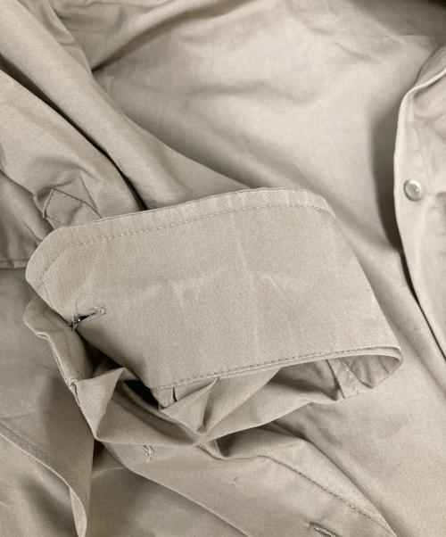 MaxMara（マックスマーラ）MaxMara (マックスマーラ) フリルシャツワンピース ベージュ サイズ:42の古着・服飾アイテム