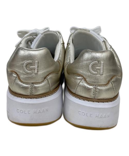 COLE HAAN（コールハーン）COLE HAAN (コールハーン) グランドプロ トップスピン スニーカー ゴールド サイズ:6Bの古着・服飾アイテム