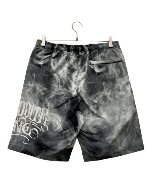 BUDSPOOL（バッズプール）BUDSPOOL (バッズプール) SMOKE CLASSIC LOGO SHORTS グレー サイズ:SIZE XLの古着・服飾アイテム