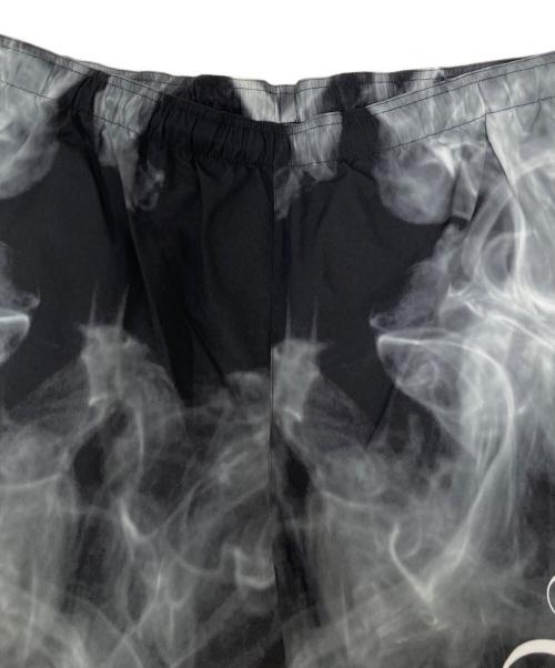 BUDSPOOL（バッズプール）BUDSPOOL (バッズプール) SMOKE CLASSIC LOGO SHORTS グレー サイズ:SIZE XLの古着・服飾アイテム