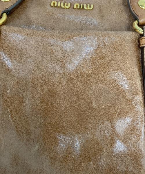 MIU MIU（ミュウミュウ）MIU MIU (ミュウミュウ) レザー2WAYバッグ ブラウンの古着・服飾アイテム