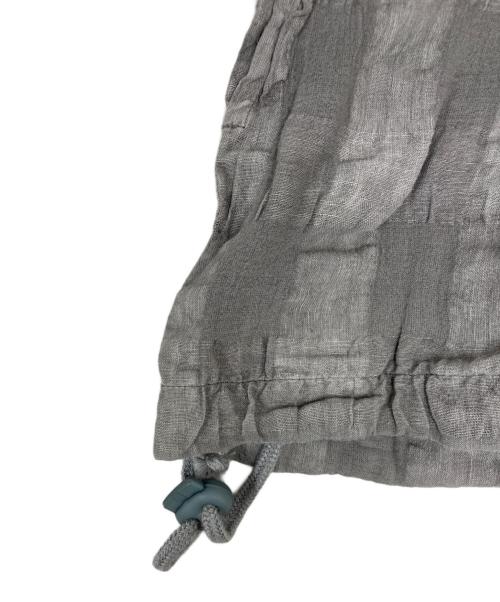 ISSEY MIYAKE MEN（イッセイミヤケメン）ISSEY MIYAKE MEN (イッセイミヤケメン) リネン混パーカー グレー サイズ:SIZE 4の古着・服飾アイテム