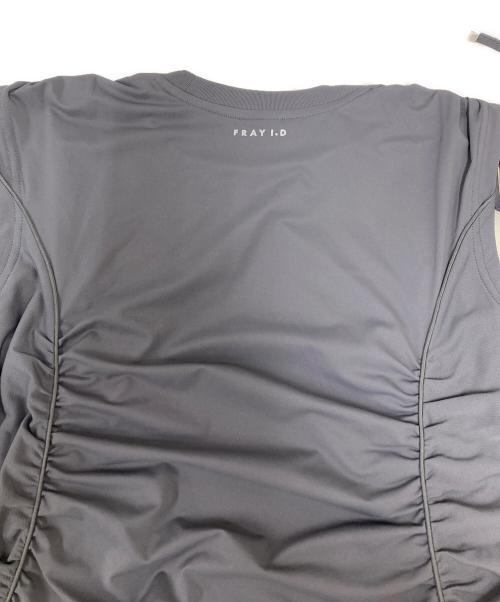 FRAY ID（フレイ アイディー）FRAY ID (フレイ アイディー) PUMA (プーマ) 【PUMA】パイピングデザインギャザーカットドレス グレー サイズ:SIZE 1 未使用品の古着・服飾アイテム