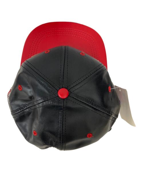 NBA（エヌビーエー）NBA (エヌビーエー) レザーキャップ レッド×ブラックの古着・服飾アイテム