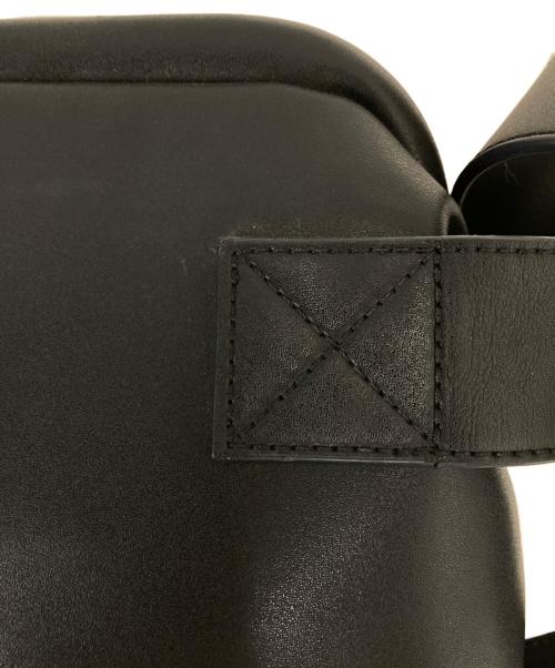 osoi（オソイ）osoi (オソイ) MINI BROTショルダーバッグ ブラックの古着・服飾アイテム