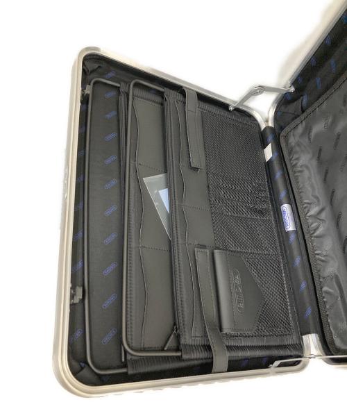 RIMOWA（リモワ）RIMOWA (リモワ) アタッシェ シルバーの古着・服飾アイテム