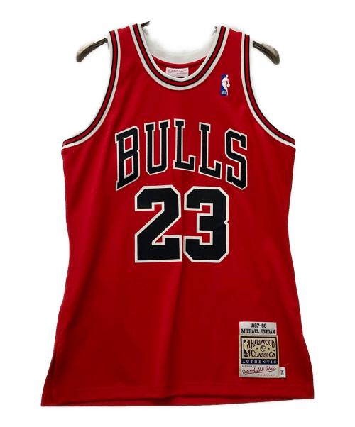 MITCHELL & NESS（ミッチェルアンドネス）MITCHELL & NESS (ミッチェルアンドネス) Michael Jordan 97-98 Chicago Bulls 23 Jersey レッド サイズ:Mの古着・服飾アイテム