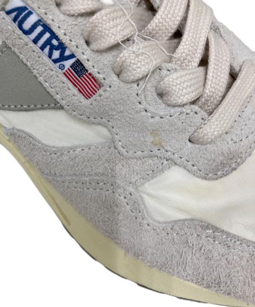 AUTRY（オートリ―）AUTRY (オートリ―) REELWIND スニーカー ベージュ サイズ:KD36の古着・服飾アイテム