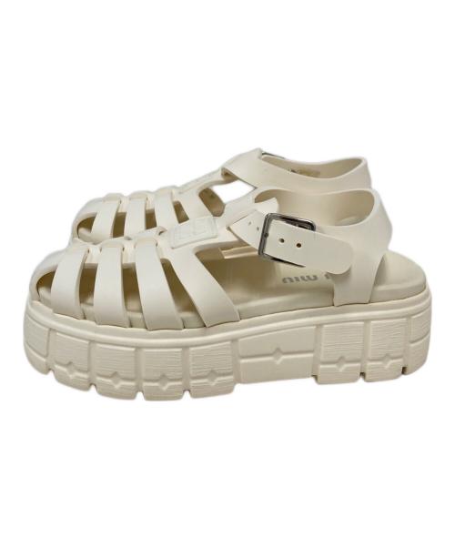 MIU MIU（ミュウミュウ）MIU MIU (ミュウミュウ) EVA ロゴ フィッシャーマンサンダル ホワイト サイズ:36の古着・服飾アイテム