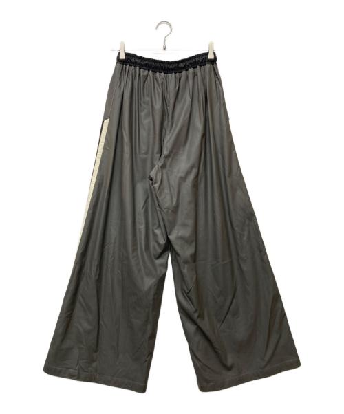 PRANK PROJECT（プランクプロジェクト）PRANK PROJECT (プランクプロジェクト) Synthetic Leather Side Line Track Pants グレー サイズ:Mの古着・服飾アイテム