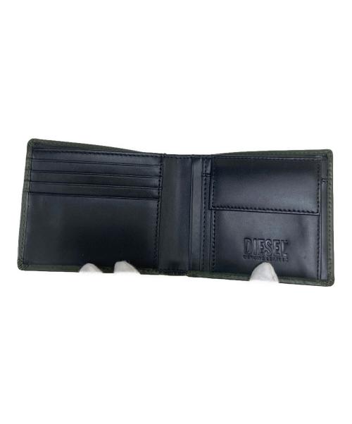 DIESEL（ディーゼル）DIESEL (ディーゼル) HIRESH S.II 2つ折り財布 オリーブの古着・服飾アイテム