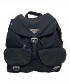 PRADAプラダ）の古着「トライアングルプレートバックパック」｜ブラック