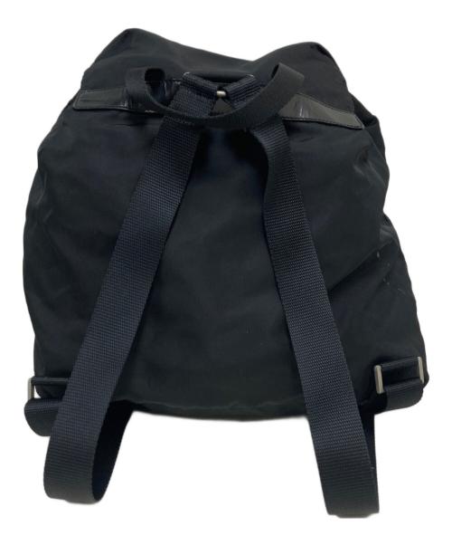 PRADA（プラダ）PRADA (プラダ) トライアングルプレートバックパック ブラックの古着・服飾アイテム
