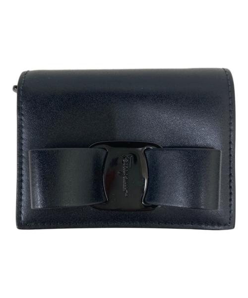 Ferragamo（フェラガモ）Ferragamo (フェラガモ) リボン2つ折り財布 ブラック×ピンクの古着・服飾アイテム