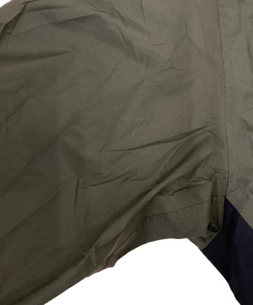 F.C.R.B.（エフシーレアルブリストル）F.C.R.B. (エフシーレアルブリストル) RAIN JACKET オリーブ サイズ:Ｌの古着・服飾アイテム