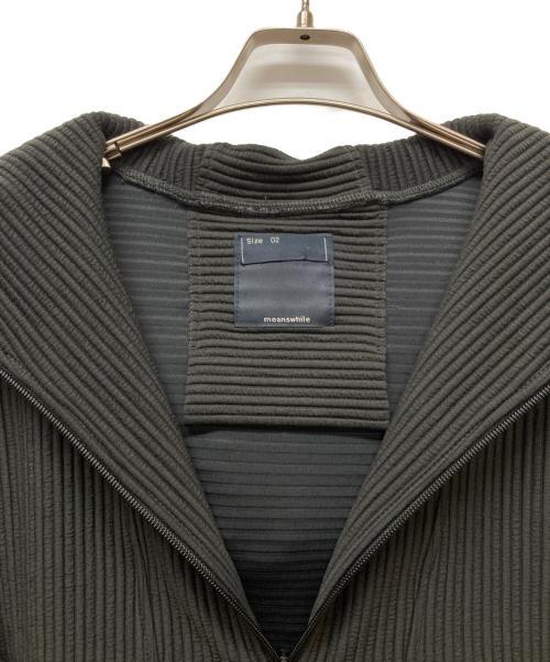 meanswhile（ミーンズワイル）meanswhile (ミーンズワイル) Uneven Fabric Anorak Parka オリーブ サイズ:2の古着・服飾アイテム