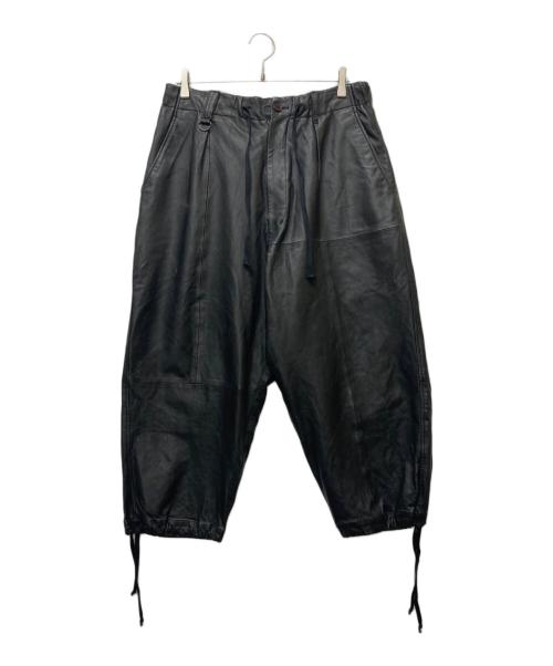 s'yte（サイト）s'yte (サイト) シープスキン レザー ウォシュ タック パンツ ブラック サイズ:3の古着・服飾アイテム