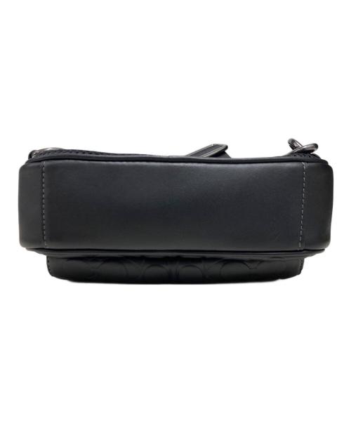 COACH（コーチ）COACH (コーチ) イーサン パック・シグネチャー レザー ブラックの古着・服飾アイテム