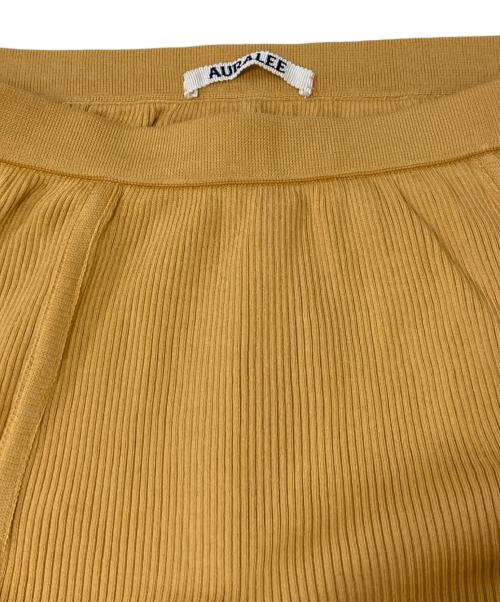 AURALEE（オーラリー）AURALEE (オーラリー) HIGH GAUGE RIB KNIT SKIRT イエロー サイズ:1の古着・服飾アイテム