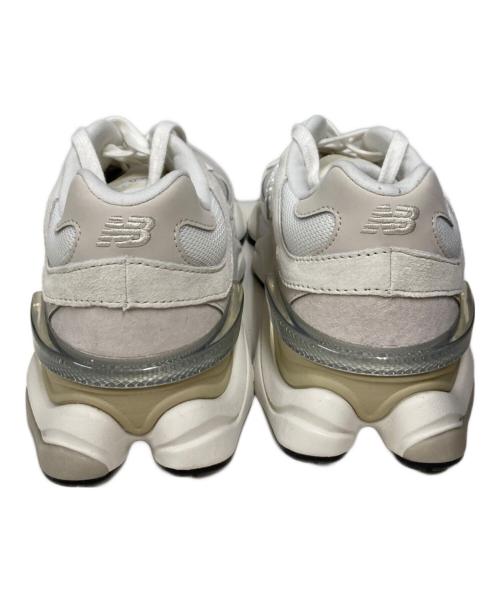 NEW BALANCE（ニューバランス）NEW BALANCE (ニューバランス) 9060 ホワイト サイズ:USM7の古着・服飾アイテム