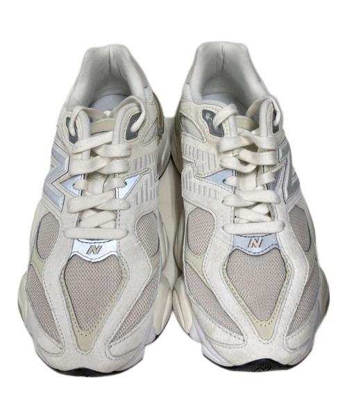 NEW BALANCE（ニューバランス）NEW BALANCE (ニューバランス) 9060 ホワイト サイズ:USM7の古着・服飾アイテム