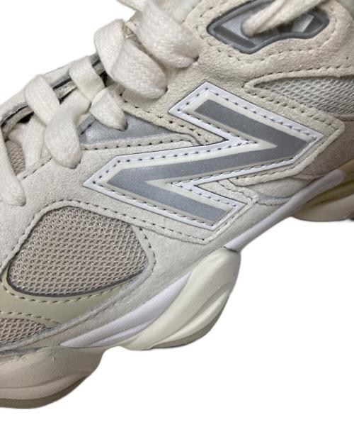 NEW BALANCE（ニューバランス）NEW BALANCE (ニューバランス) 9060 ホワイト サイズ:USM7の古着・服飾アイテム