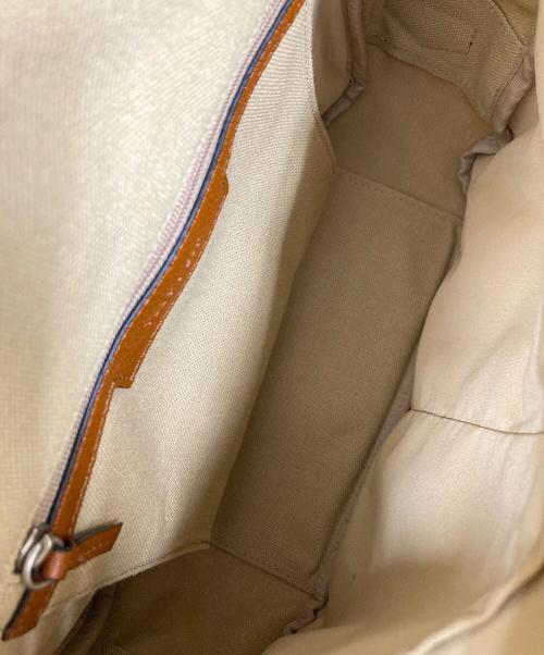 TOUT Y EST（トゥティエ）TOUT Y EST (トゥティエ) SAC BOUT SMALL ベージュの古着・服飾アイテム