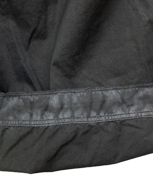 STONE ISLAND（ストーンアイランド）STONE ISLAND (ストーンアイランド) ガーメントダイ ストレッチコットン バミューダショートパンツ/K1S15L100009 S0003 ブラック サイズ:31の古着・服飾アイテム