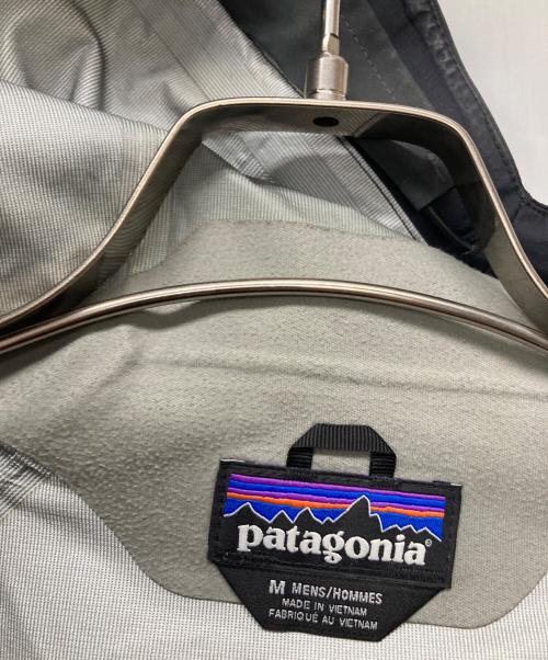 Patagonia（パタゴニア）Patagonia (パタゴニア) レインジャケット ブラック サイズ:Mの古着・服飾アイテム