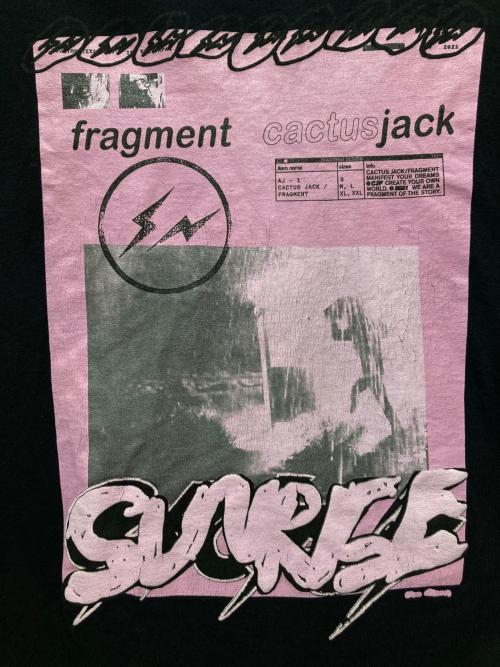cactus jack（カクタス・ジャック）CACTUS JACK (カクタス・ジャック) FRAGMENT DESIGN (フラグメントデザイン) PINK SUNRISE TEE ブラック サイズ:Ｍの古着・服飾アイテム