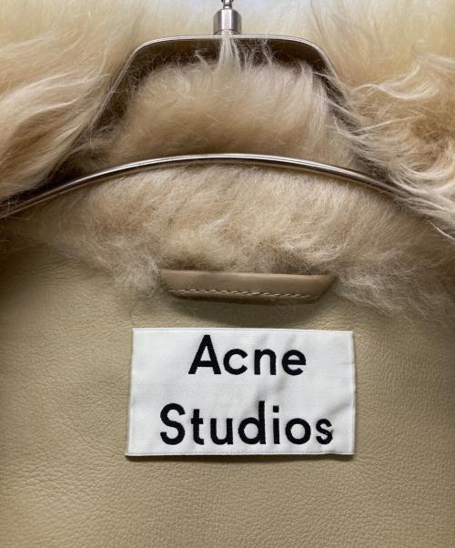 Acne studios（アクネ ストゥディオス）Acne studios (アクネ ストゥディオス) ファーダブルライダースジャケット ベージュ サイズ:36の古着・服飾アイテム