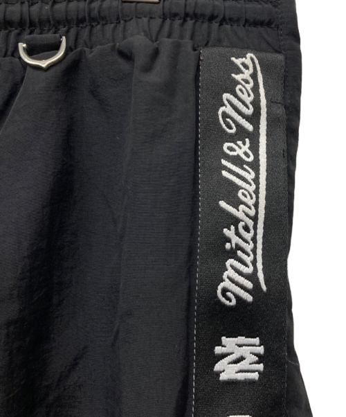MITCHELL & NESS（ミッチェルアンドネス）MITCHELL & NESS (ミッチェルアンドネス) Mastermind JAPAN (マスターマインド ジャパン) Tear Away Pant ブラック サイズ:Mの古着・服飾アイテム