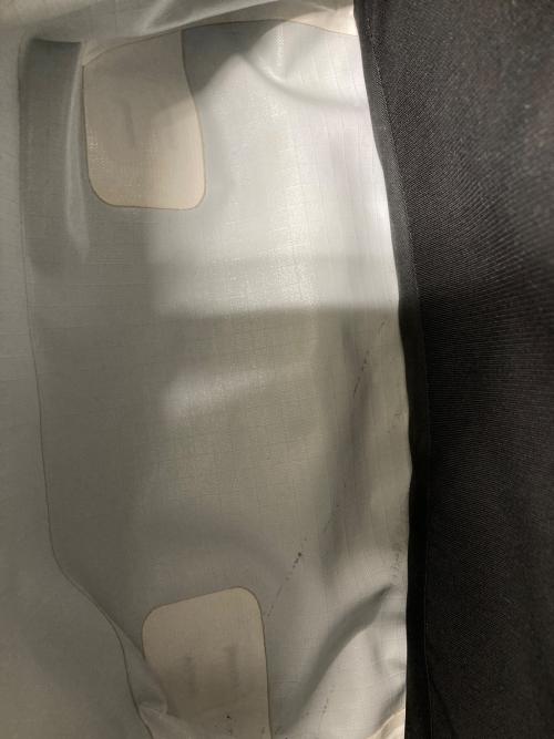 ARC'TERYX（アークテリクス）ARC'TERYX (アークテリクス) グランヴィル 10 クーリエ バッグ ブラックの古着・服飾アイテム