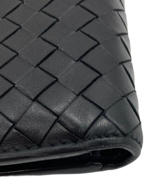 BOTTEGA VENETA（ボッテガベネタ）BOTTEGA VENETA (ボッテガベネタ) イントレチャート2つ折り財布 ブラックの古着・服飾アイテム