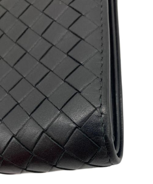 BOTTEGA VENETA（ボッテガベネタ）BOTTEGA VENETA (ボッテガベネタ) イントレチャート2つ折り財布 ブラックの古着・服飾アイテム