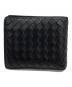 BOTTEGA VENETA（ボッテガベネタ）の古着「イントレチャート2つ折り財布」｜ブラック