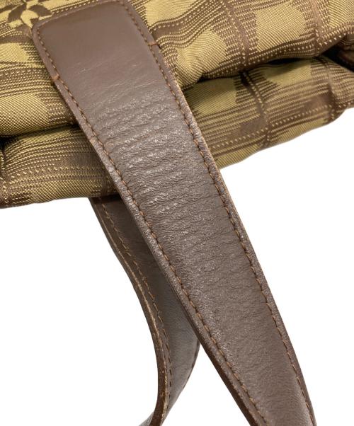 CHANEL（シャネル）CHANEL (シャネル) トラベルラインナイロントートバッグ グリーンの古着・服飾アイテム