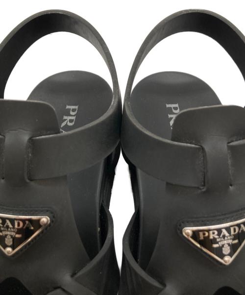 PRADA（プラダ）PRADA (プラダ) ラバークロスサンダル PRADA ブラック サイズ:9の古着・服飾アイテム