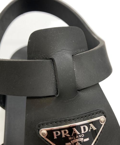PRADA（プラダ）PRADA (プラダ) ラバークロスサンダル PRADA ブラック サイズ:9の古着・服飾アイテム