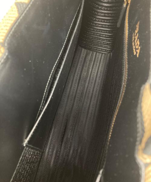 PRADA（プラダ）PRADA (プラダ) Symbole Embroidered Tote Bag ベージュ×ブラックの古着・服飾アイテム
