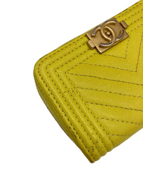CHANEL（シャネル）CHANEL (シャネル) ボーイシャネル Vステッチ 財布 イエローの古着・服飾アイテム