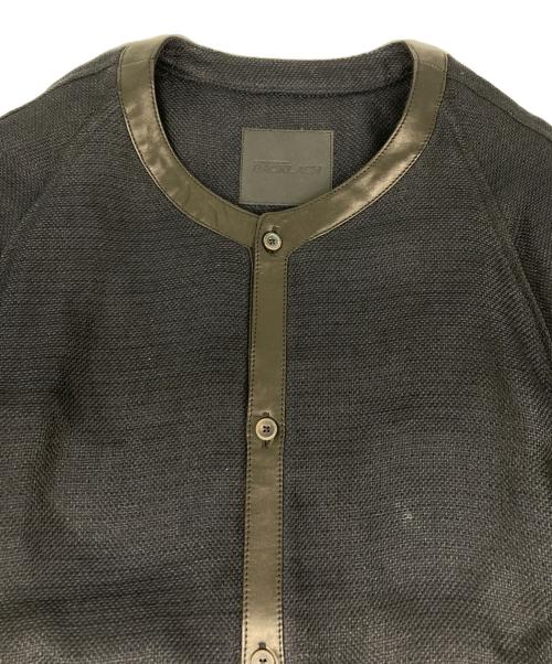 ISAMU KATAYAMA BACKLASH（イサムカタヤマ・バックラッシュ）ISAMU KATAYAMA BACKLASH (イサムカタヤマ・バックラッシュ) カウレザー 切替 リネン ノーカラージャケット ブラック サイズ:Lの古着・服飾アイテム
