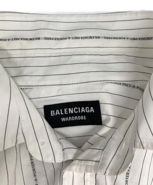 BALENCIAGA（バレンシアガ）BALENCIAGA (バレンシアガ) ボタンダウンストライプシャツ グレー サイズ:37の古着・服飾アイテム